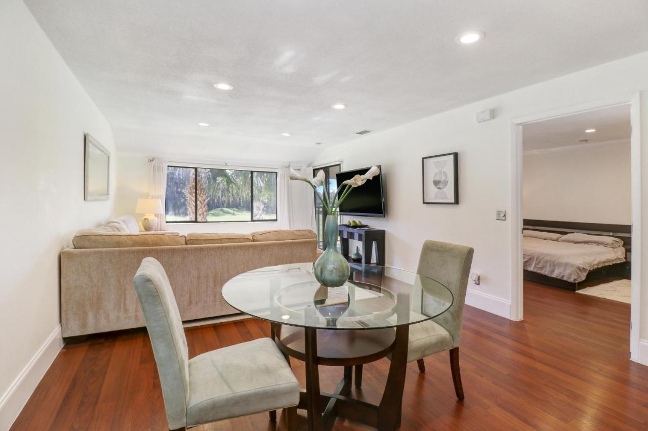Saddlebrook Golf Course View Condo With Kitchen 卫斯理堂 外观 照片