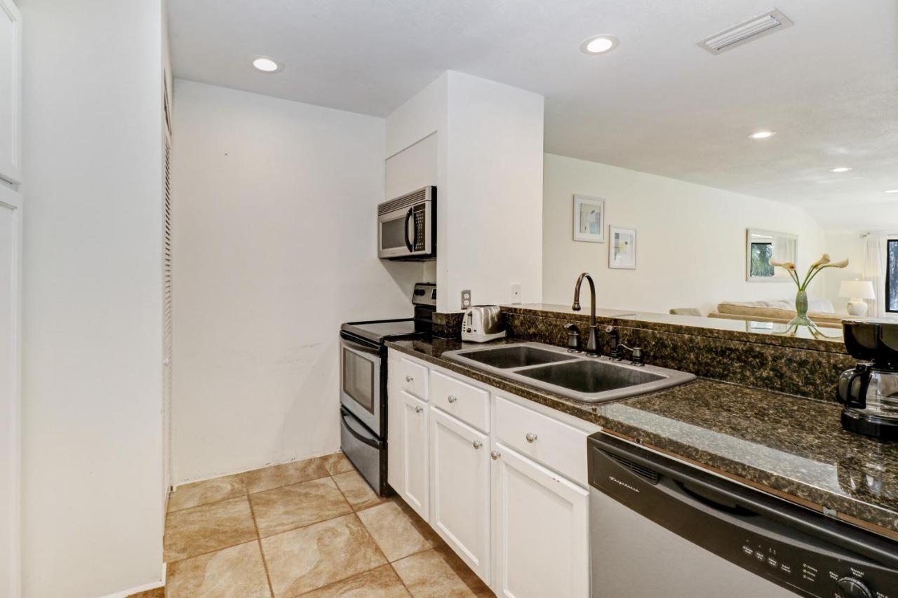 Saddlebrook Golf Course View Condo With Kitchen 卫斯理堂 外观 照片