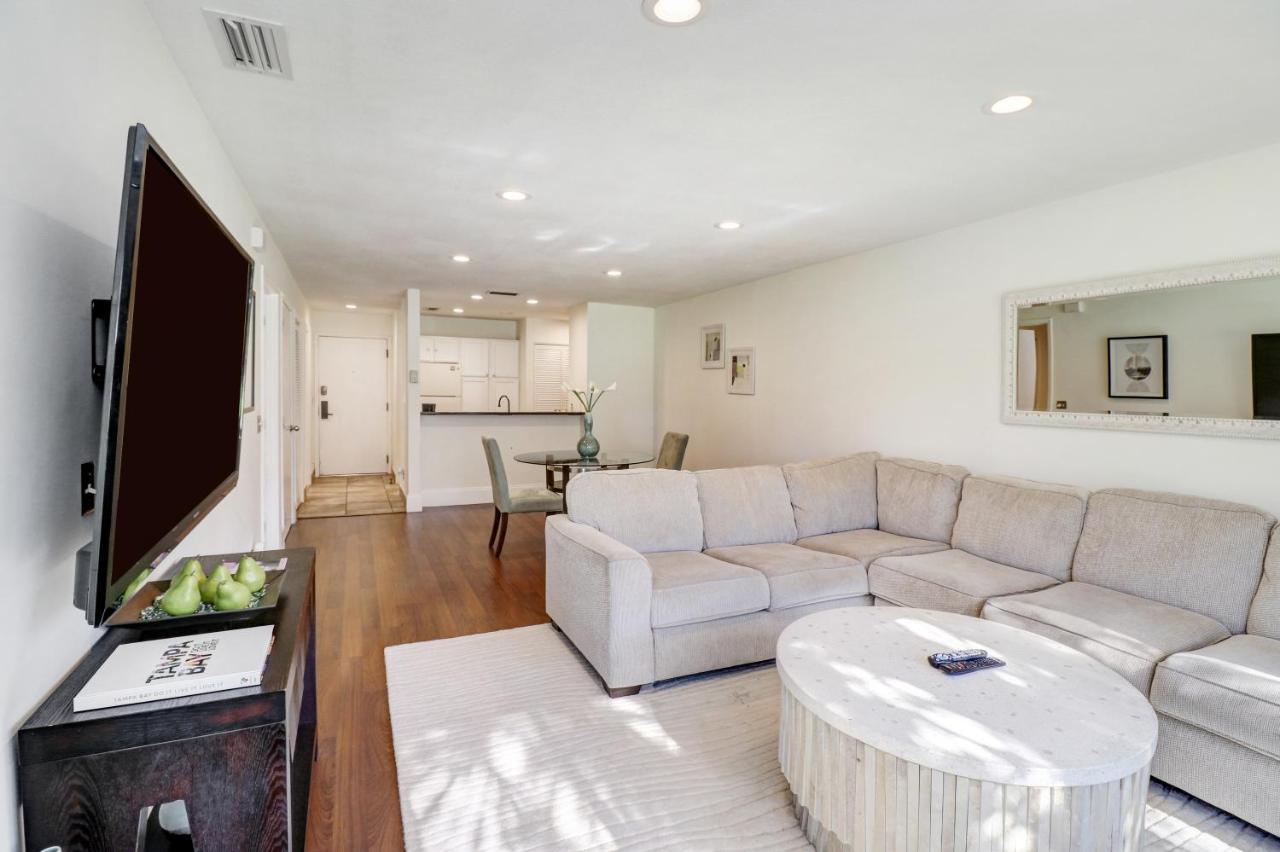Saddlebrook Golf Course View Condo With Kitchen 卫斯理堂 外观 照片