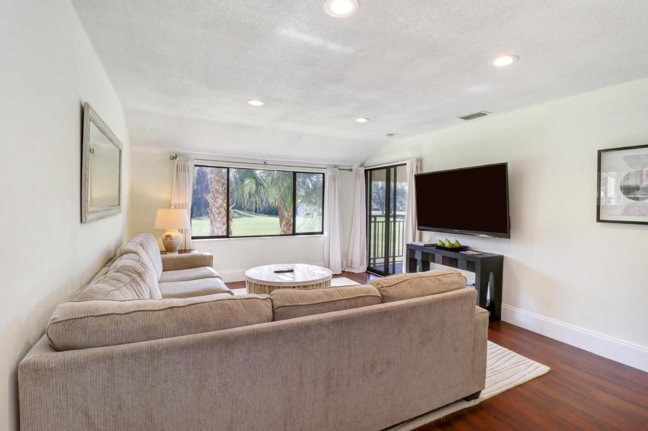Saddlebrook Golf Course View Condo With Kitchen 卫斯理堂 外观 照片